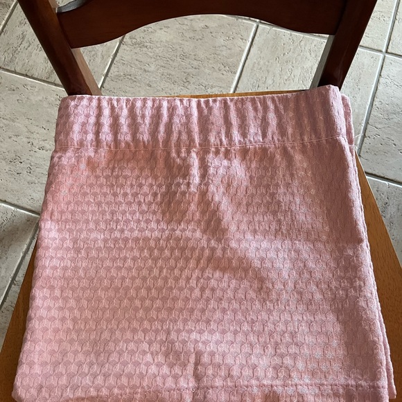 COPY - Shower curtain, rings & Window valance. - Picture 3 of 3